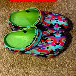 Cape Robbin camouflage blue platform crocs